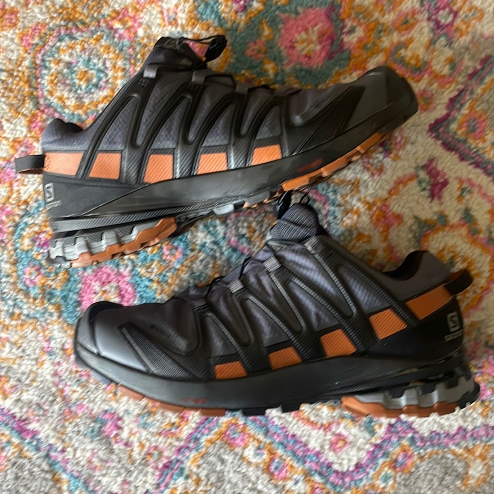 Solomon Men’s Trail Running Size 8.5